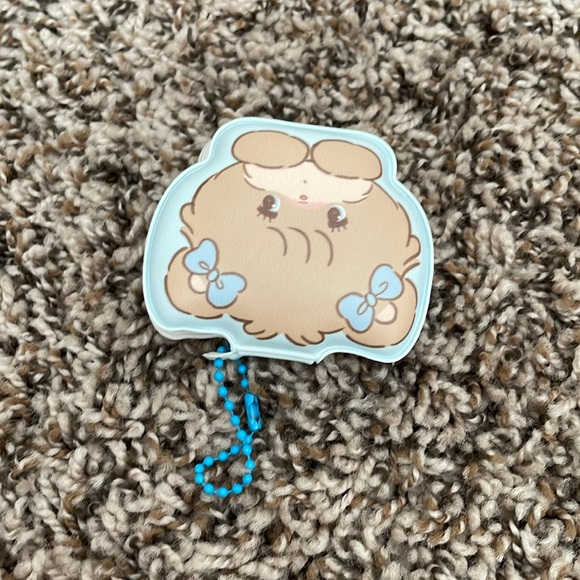 Mikko Illustrations bubble mirror keychain, Latte - Picture 3 of 4